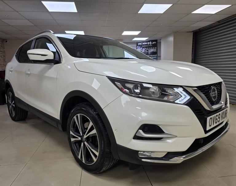 NISSAN QASHQAI 1.5 dCi N-Connecta White Manual WARRANTY 12 MONTHS MOT