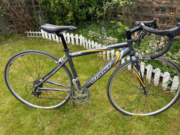 GIANT OCR RACING BIKE