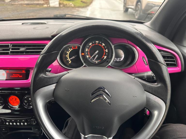 2014 Citroen DS3 1.6 e-HDi 115 Airdream DSport Pink 3dr HATCHBACK Diesel Manual