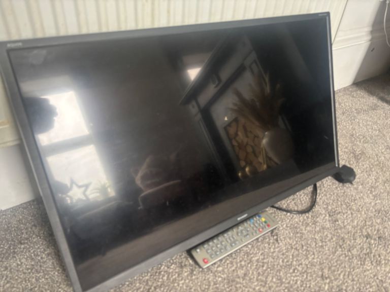 Tv 32 inc not smart 