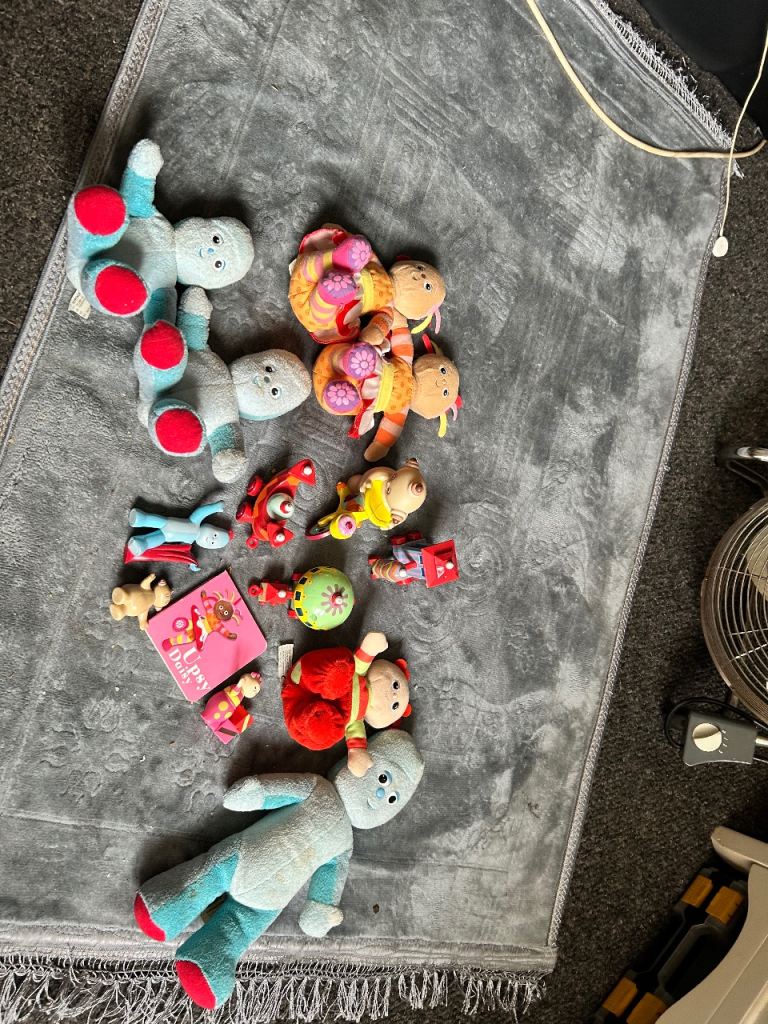 In the night garden toys 