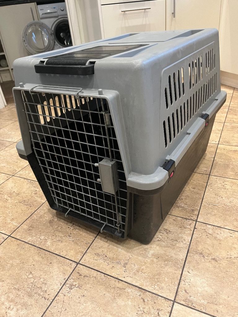 Large pet carrier