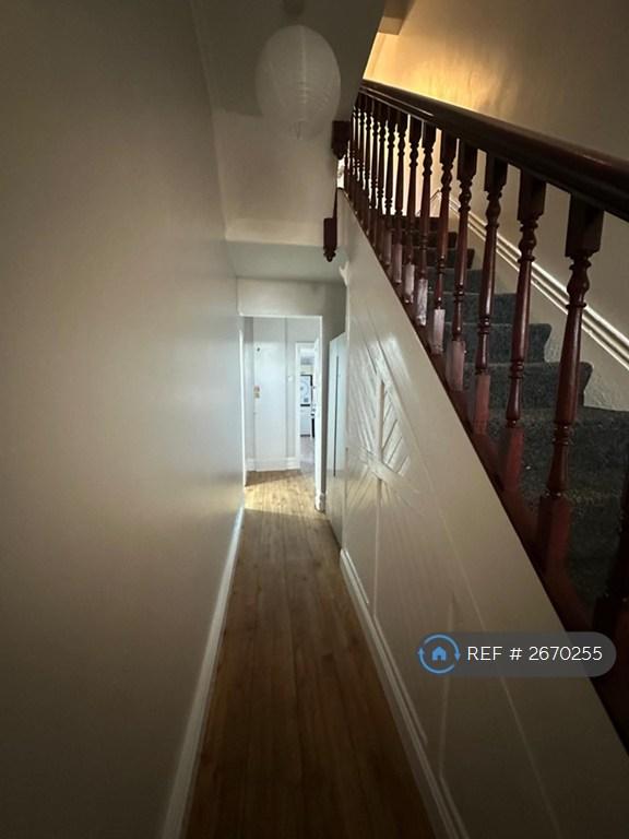 9 bedroom house in Wilmslow Road, Manchester, M20 (9 bed) (#2670255)