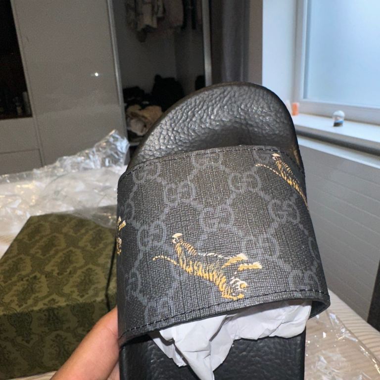 Gucci Tiger Print Sliders – Brand New with Box