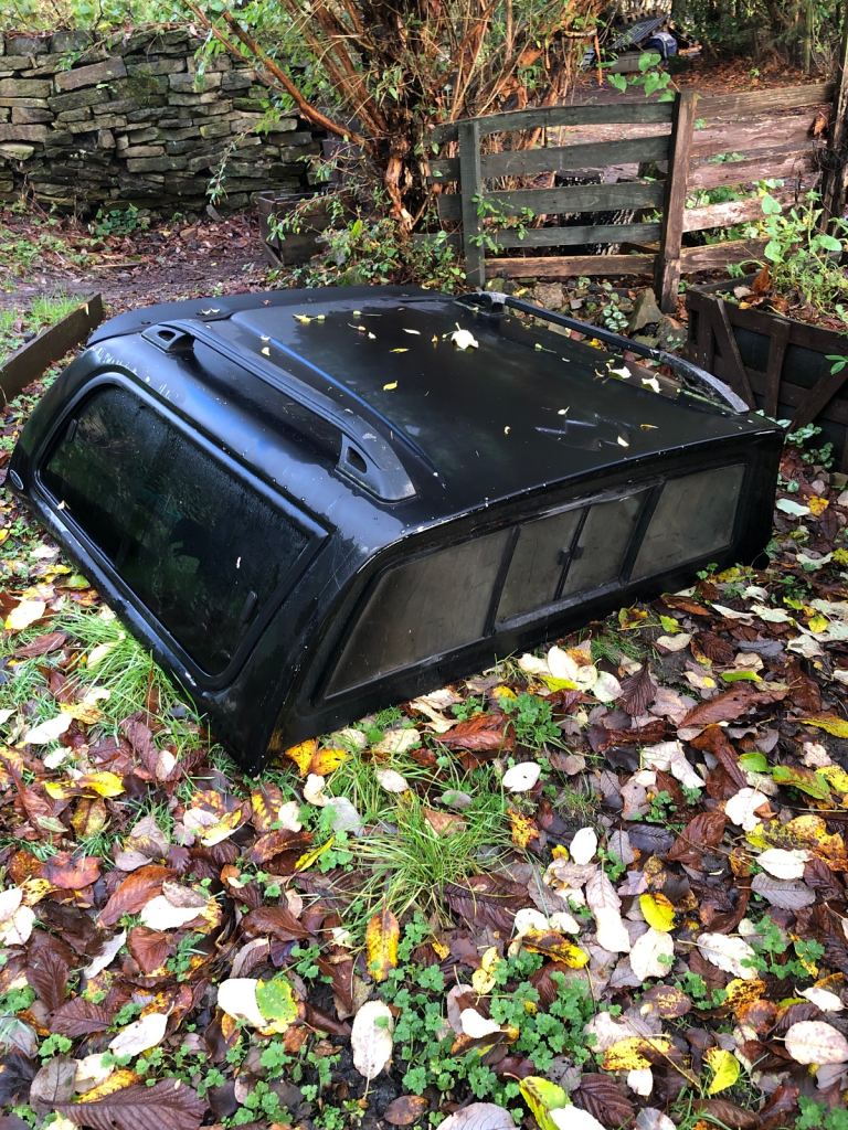 Mitsubishi l200 2006 canopy 