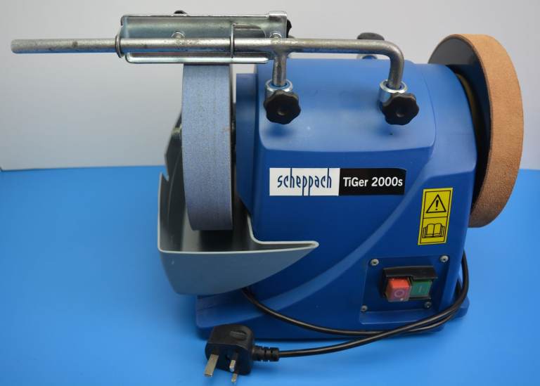 SCHEPPACH TIGER 2000s Wet Bench Grinder 200mm and Leather Honing inc. accessories.