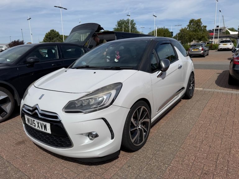 Citroen, DS3, Hatchback, 2015, Manual, 1598 (cc), 3 doors