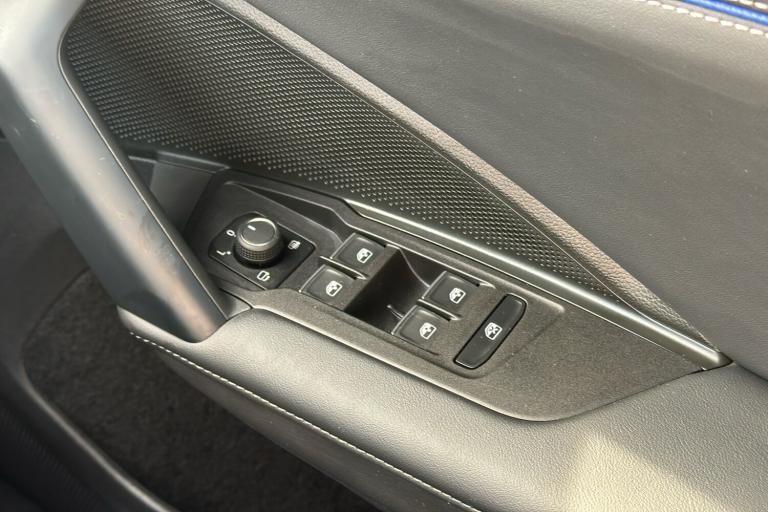  Volkswagen Tiguan 2.0 Tdi R Line Suv 5dr Diesel Dsg Euro 6 s/s 150 Ps Diesel