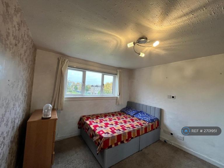 1 bedroom in Saughton Mains Park, Edinburgh, EH11 (#2701951)