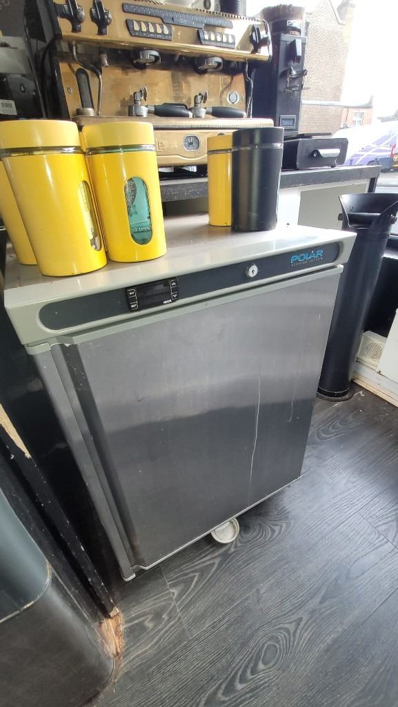 Catering trailer icecream display freezer stand refrigeration restaurant kitchen items 