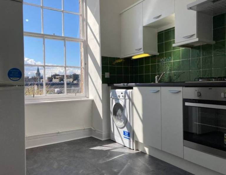 Brighton Street, Edinburgh, EH1 1HD