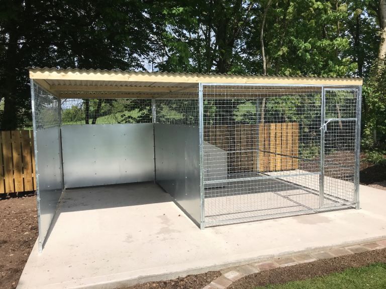 High quality galvanised dog pens. Dog run. Dog kennel. Pet cat enclosures