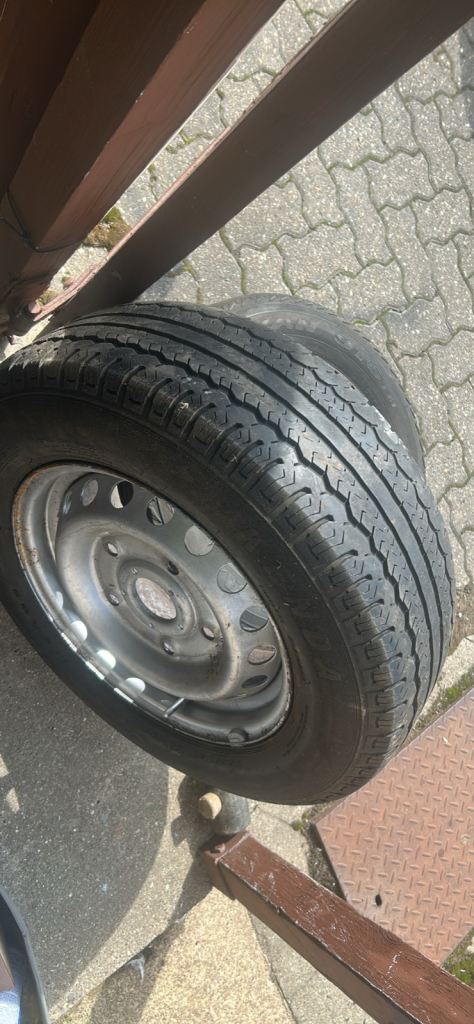 Ford wheel tyre complete 