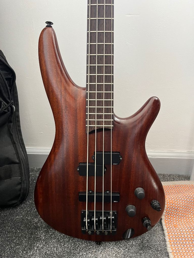 Ibanez SR740WNF & Tanglewood Uke bass
