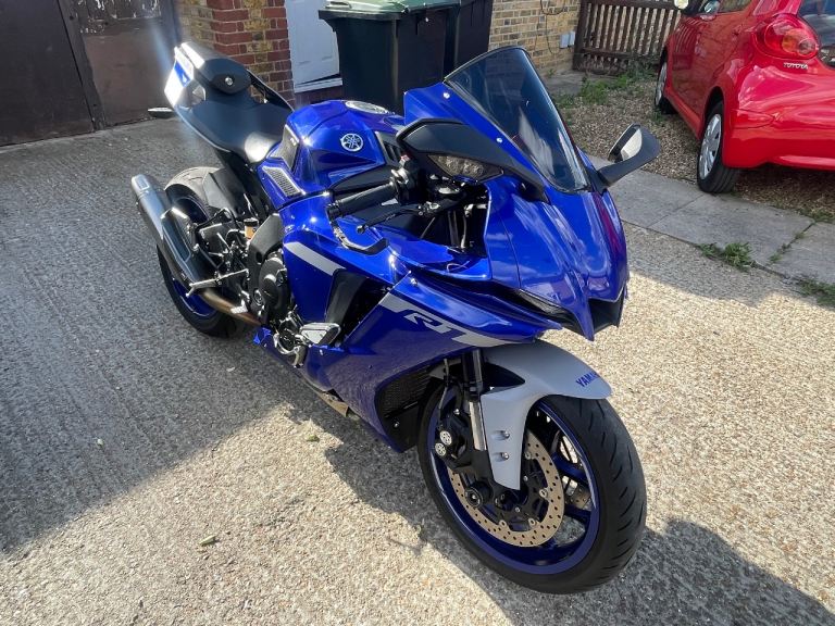 YAMAHA YZF R1 1000CC, BLUE, 2020, EVERY EXTRA.