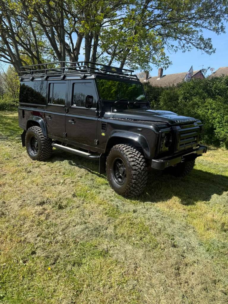 Land Rover, DEFENDER, Panel Van, 2011, Manual, 2401 (cc)