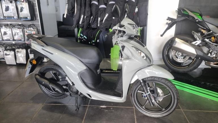 Honda Vision 110cc ONLY 96 miles!!!