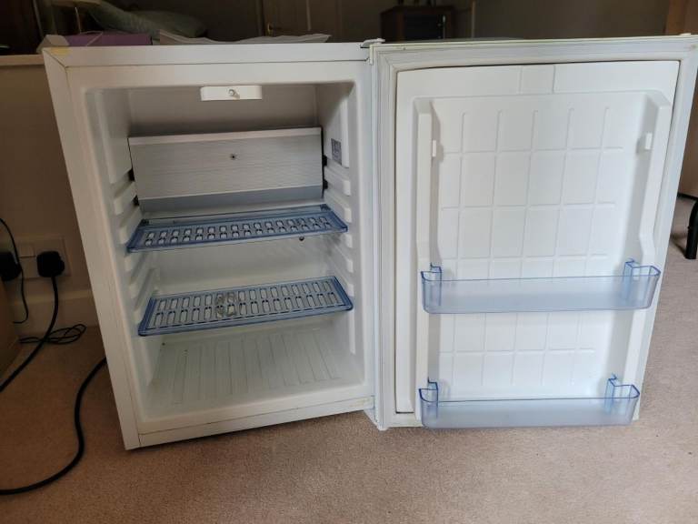 SILENT 40LTR FRIDGE