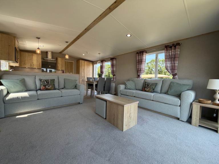 LARGE STATIC CARAVAN FOR SALE WITH DECKING - BROADLAND SANDS HOLIDAY PARK NEAR GREAT YARMOUTH