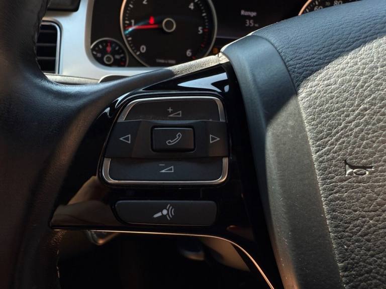 2017 17 VOLKSWAGEN TOUAREG 3.0 TDI V6 BLUEMOTION TECH R-LINE PLUS SUV 5DR DIESEL