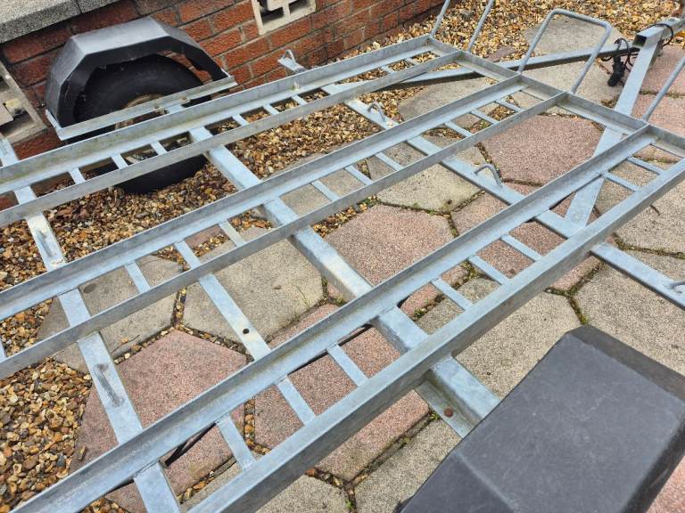 Heavy duty 3  motorbike  trailer for swaps 