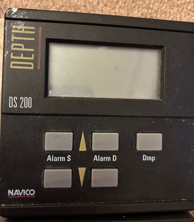 Navico DS200 depth sounder instrument