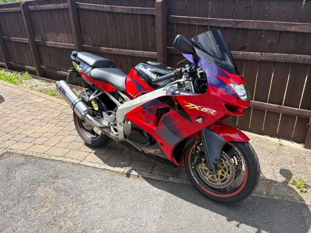 KIRA Kawasaki, Ninja ZX 6, 1998, 599 (cc) | in Guisborough, North