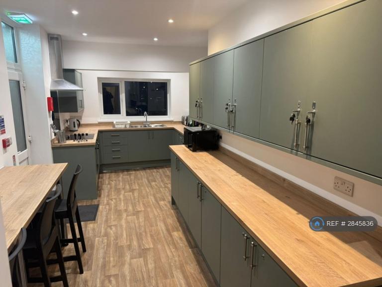 1 bedroom in The Promenade, Swansea, SA1 (#2845836)