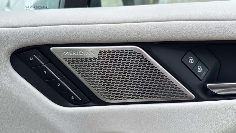 2022 Jaguar I-Pace 294kW EV400 SE 90kWh 5dr Auto [11kW Charger] HATCHBACK ELECTRIC Automatic