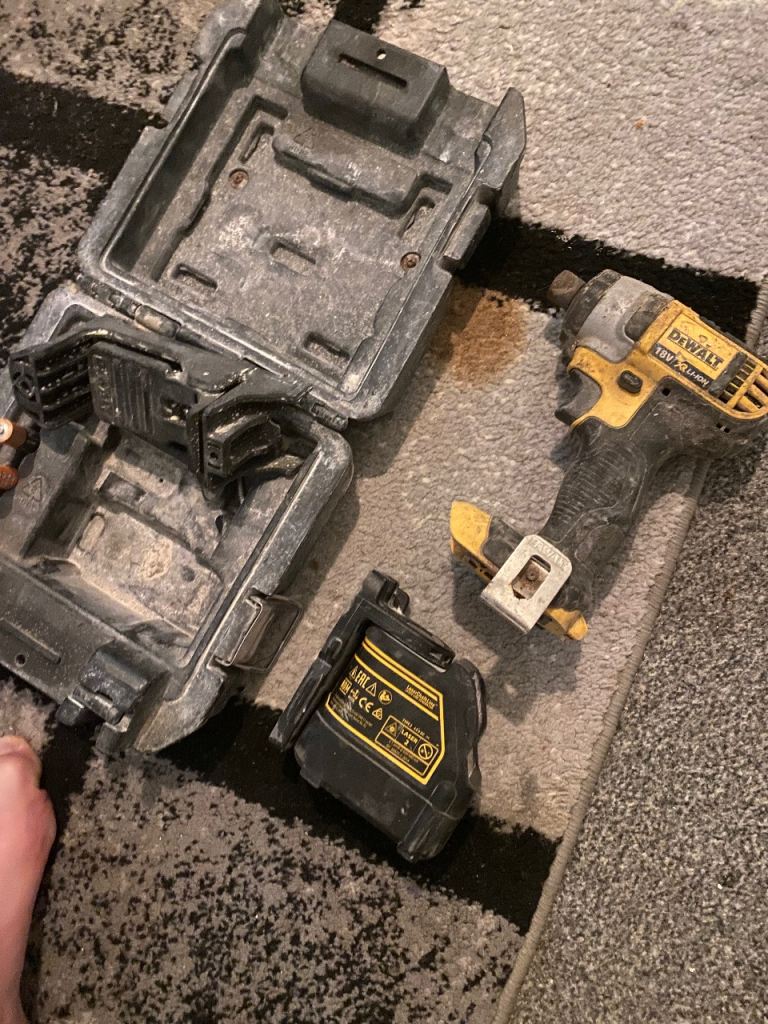 DeWalt Laser level and drill 