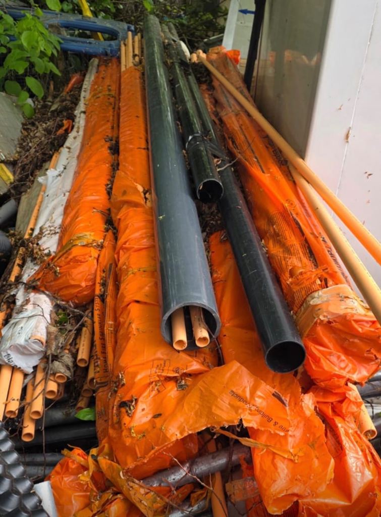 Job lot heating pipes 