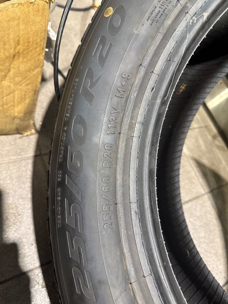120£ Ono Pirelli Scorpion Zero Brand New Tyre 255/60/20