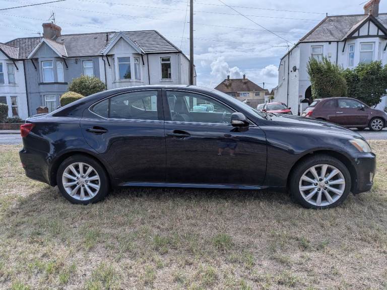 Lexus IS 220D