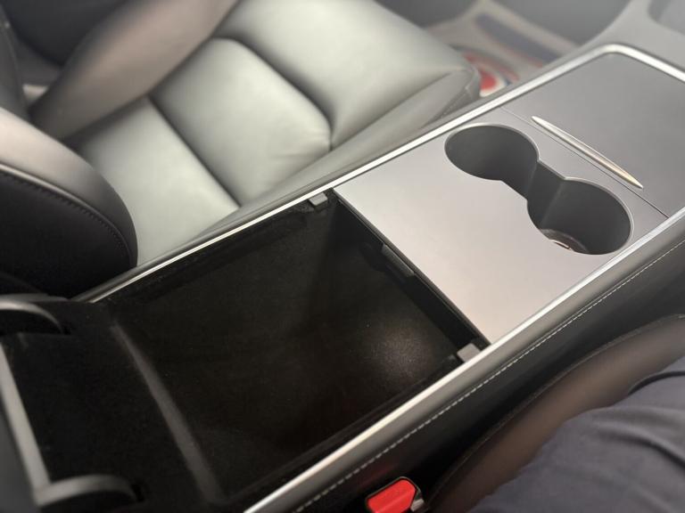 TESLA MODEL 3 Standard Range Plus 2021