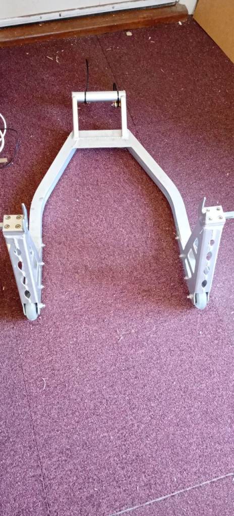 Motorcycle stand and 'bobbins