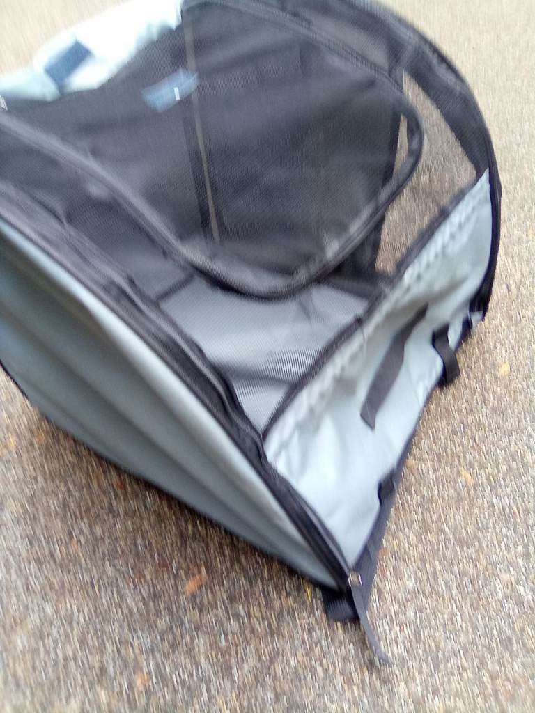 dog cat carrier 