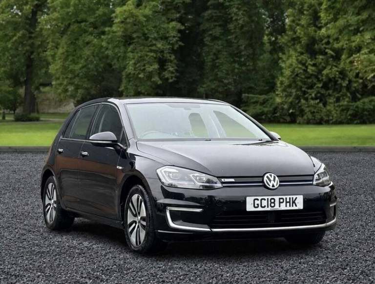 2018 Volkswagen Golf 35.8kWh e-Golf Hatchback 5dr Electric Auto (136 ps) Hatchback ELECTRIC Autom...