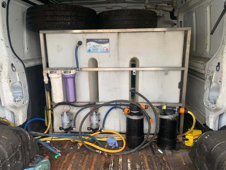 WINDOW CLEANER 650L WATER TANK FILTERS & PUMPS 