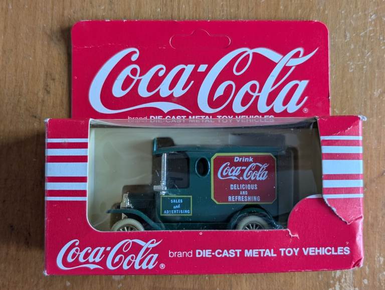 Vintage Lledo Die-cast Green Coca Cola Model T Ford Van Boxed Unused