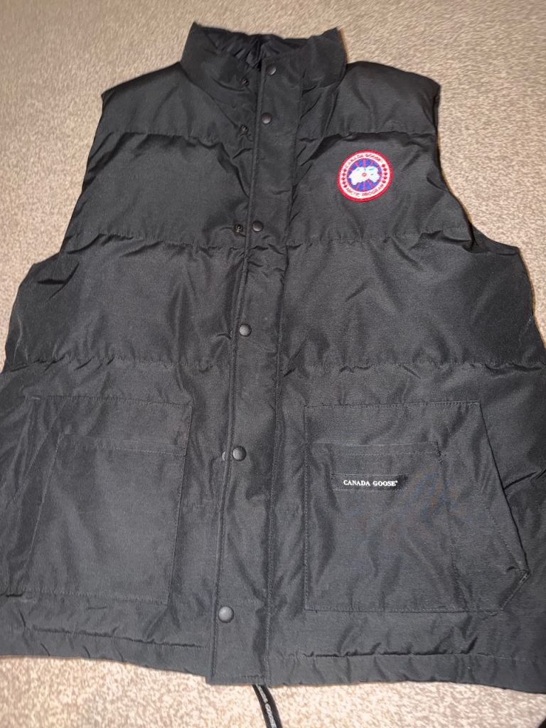 Canada Goose Puffer Vest – Black, Good Condition