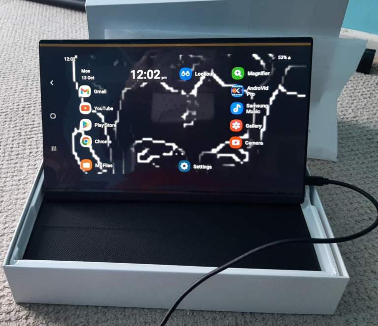 Portable Touch screen 15.6" Rechargeable Monitor