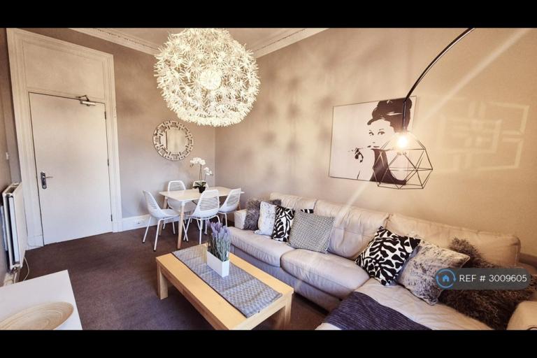 5 bedroom flat in Morningside Road, Edinburgh, EH10 (5 bed) (#3009605)