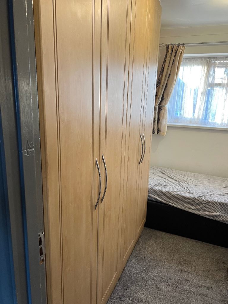 Room to rent feltham