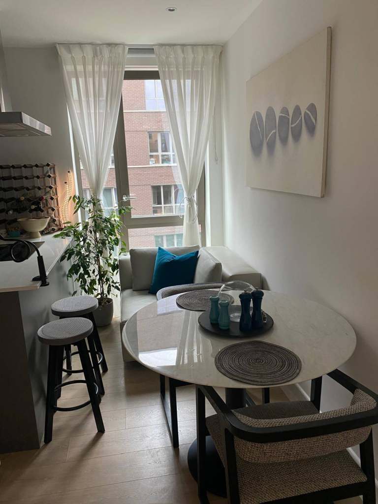 Spacious Luxury Double Room for Rent in a Modern Flat – Oldfield Lane North, Greenford, UB6