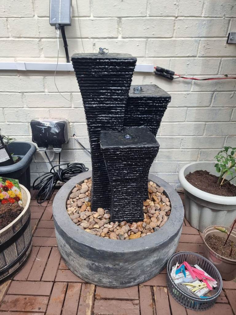 Big garden water feature mains 