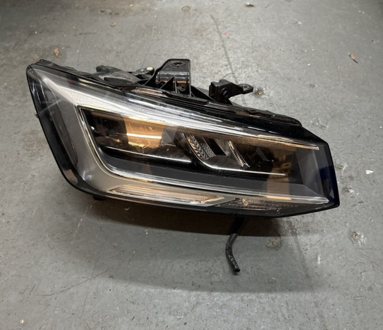 image for AUDI Q2 - LED HEADLIGHT - DRIVERSIDE - COMPLETE