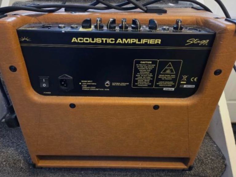 Stagg Acoustic Amplifier – Brown 