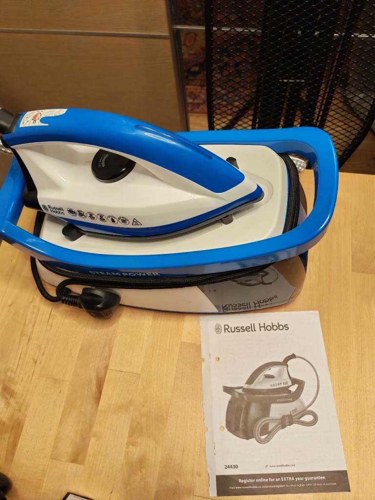 Russell Hobbs SteamPower Series 2 Iron with Minky Ergo Ironing Board