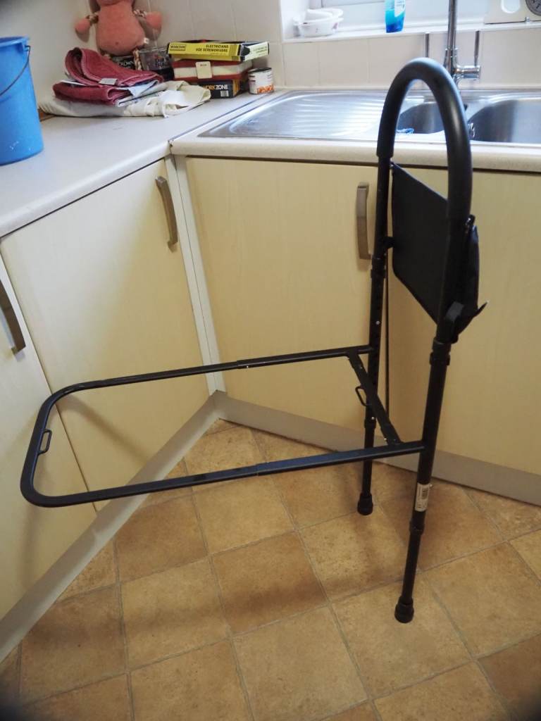(C) Elite Care Safety bed rail mobility aid adjustable in height with useful storage pocket