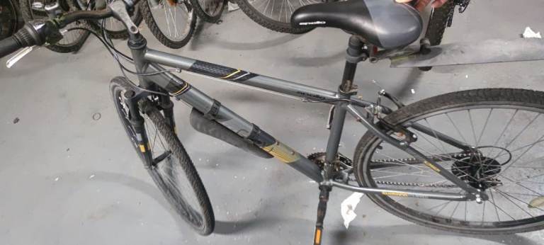 Shimano Equipped Hybrid Bike – Grey, Good Condition